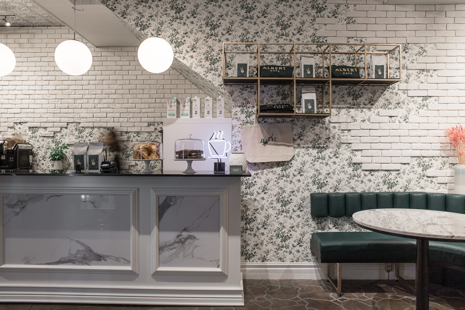 Le Albert Café